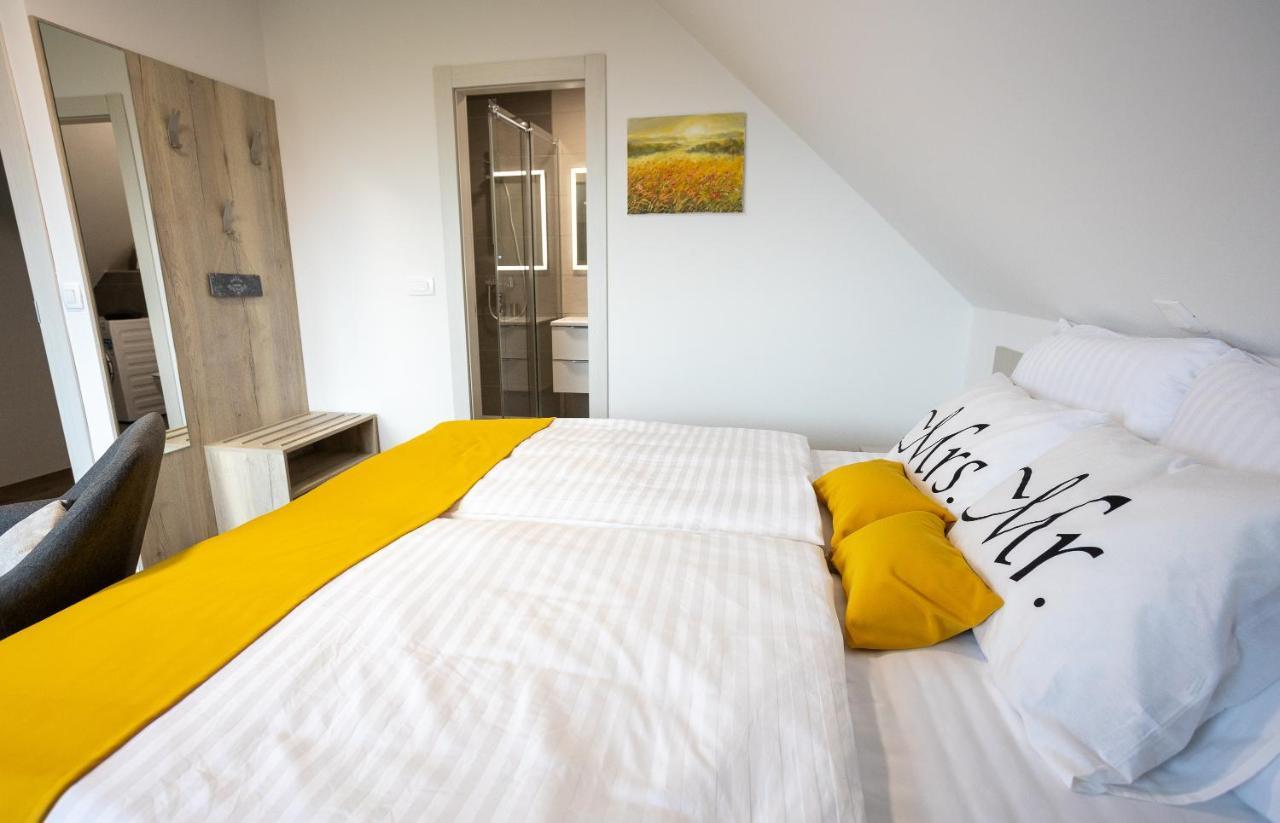 Apartmaji Pr Smolet Škofja Loka Eksteriør billede
